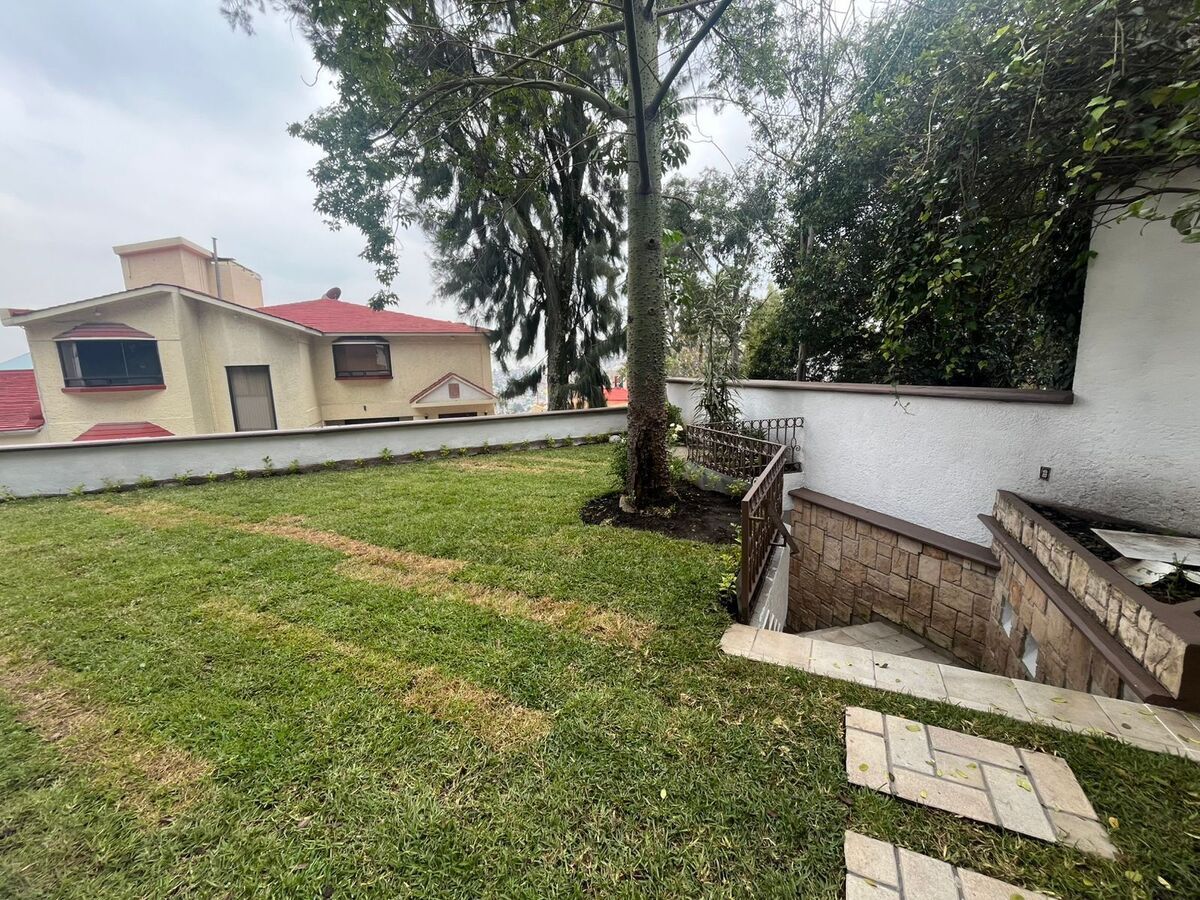 Hermosa CASA acogedora con áreas verdes y céntrica - foto 4