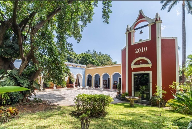 1 de 26: Patio central.