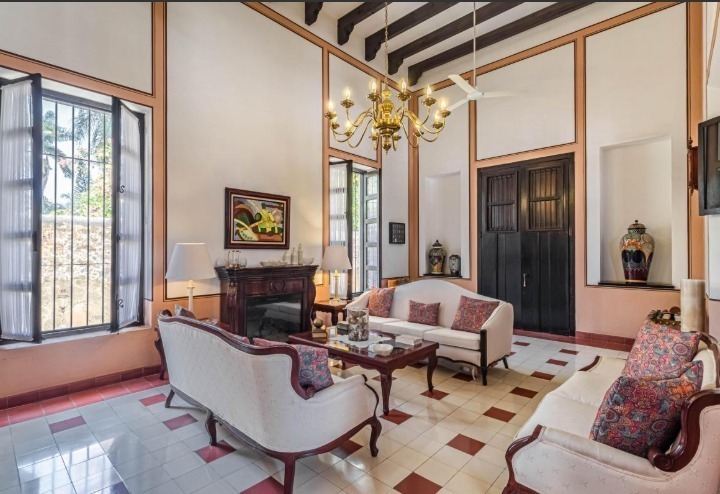 11 de 26: Sala o estancia