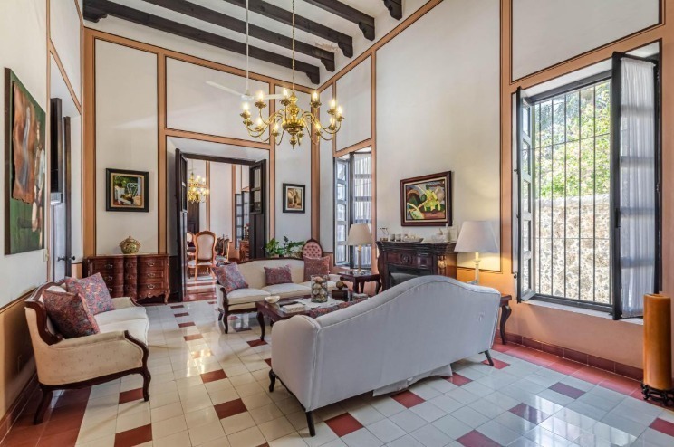 13 de 26: Sala desde otro angulo.