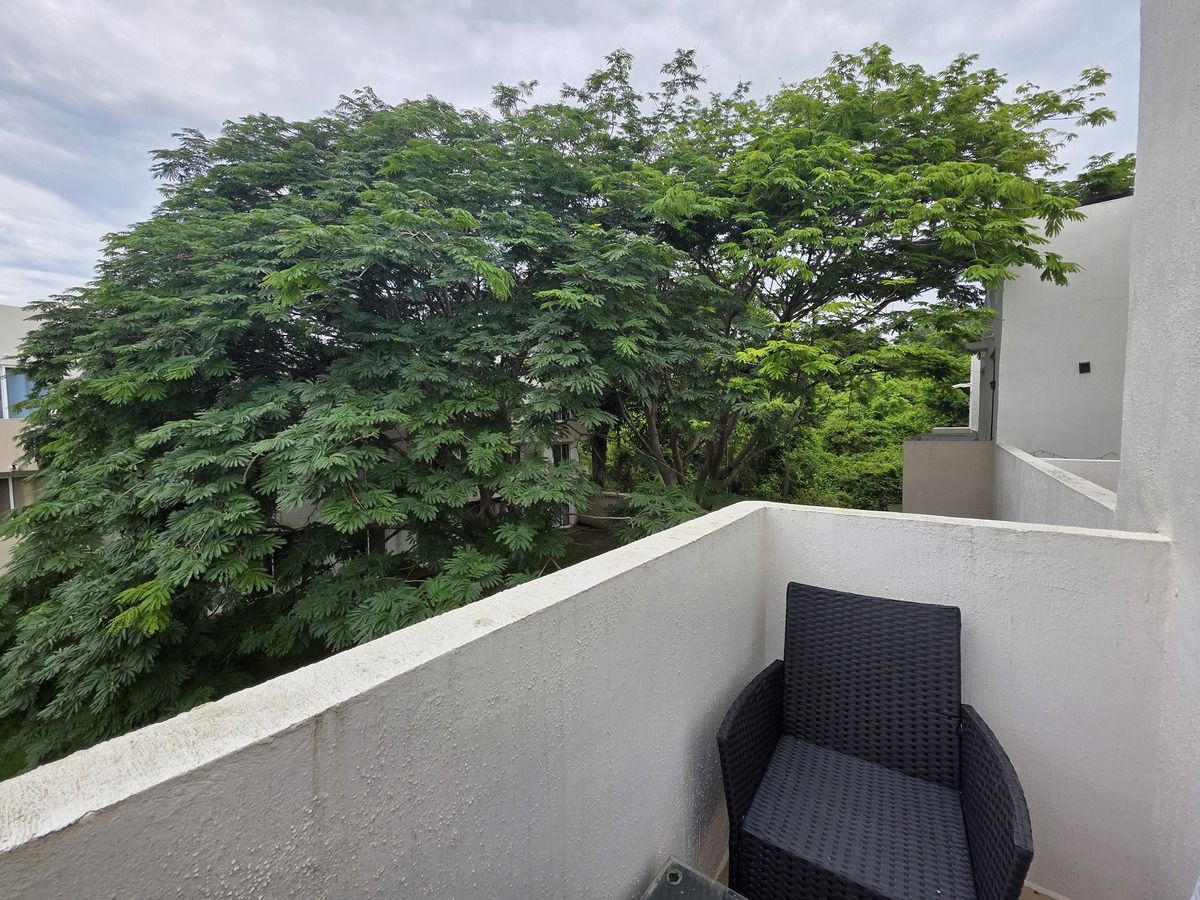24 of 24: Balcon recamara principal
