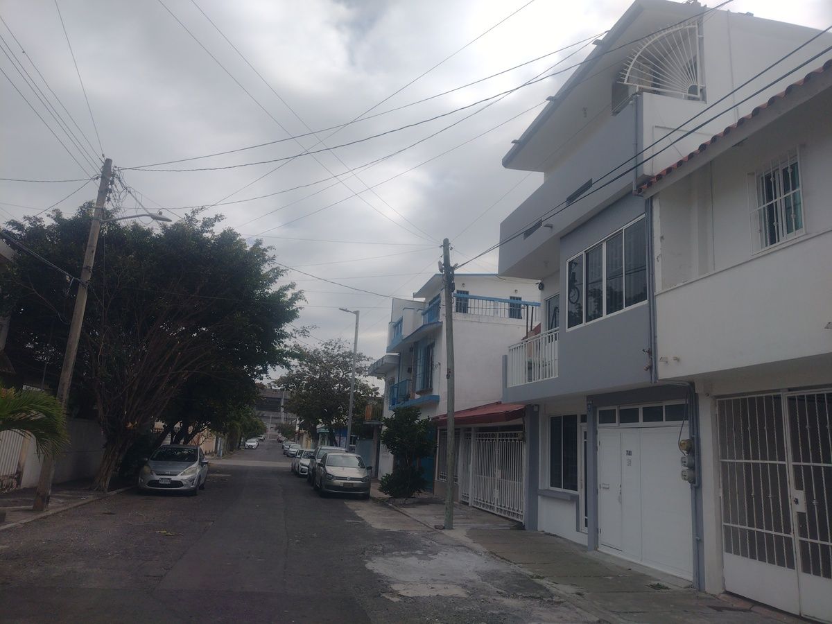 4 de 9