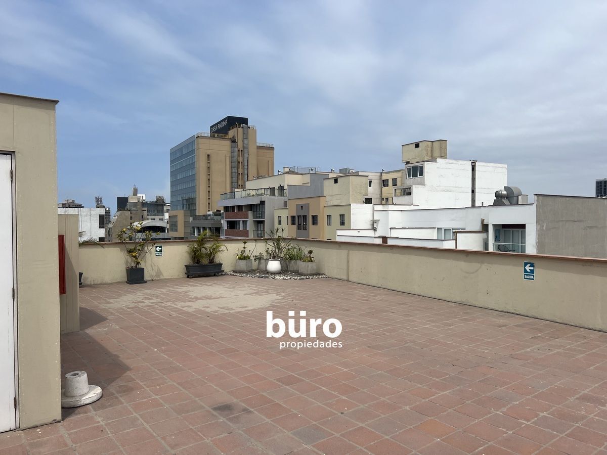 20 de 26: Techo con terraza amplia para desarrollar