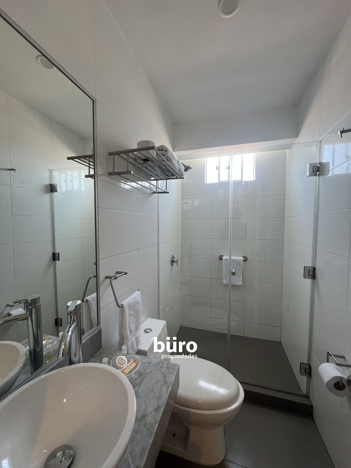 14 de 18: Baño típico
