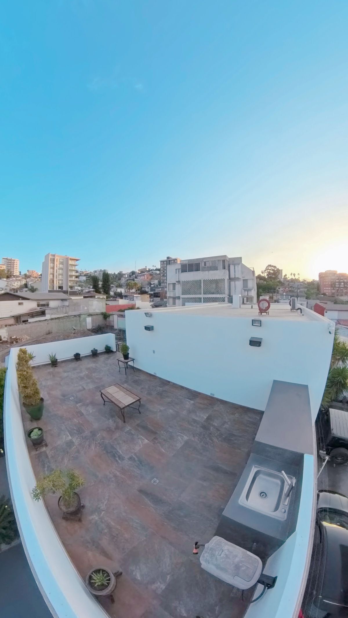 SALE OF EXCLUSIVE RESIDENCE IN COLONIA MADERO - CACHO - foto 2