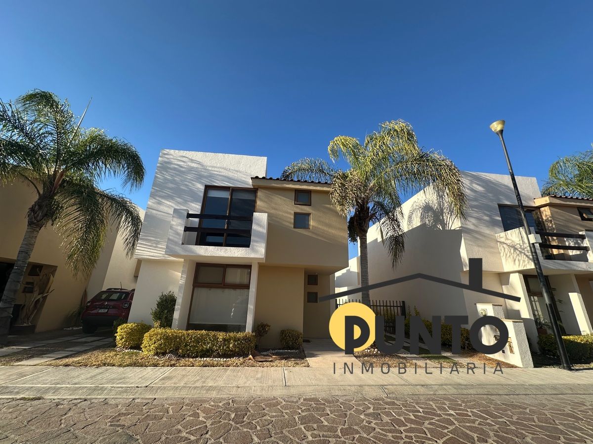 Casa en Venta en Condominio dentro de Cumbres de lago, foto 1 de 22