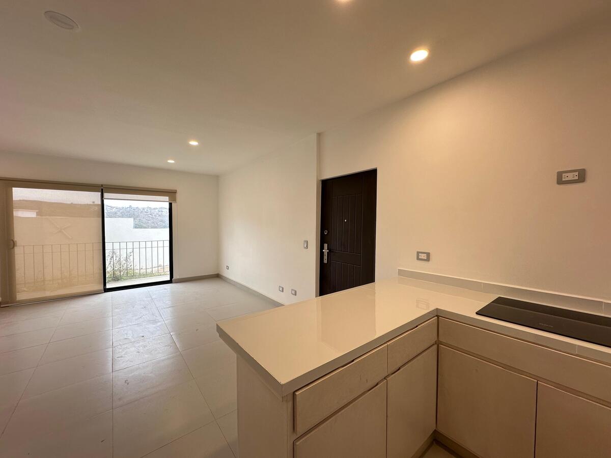 3 de 16: sala / coedor
