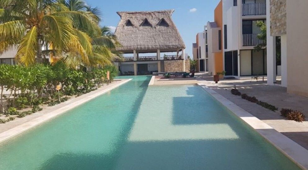 17 de 19: ALBERCA Y CANAL DE NADO VISTA PALAPA