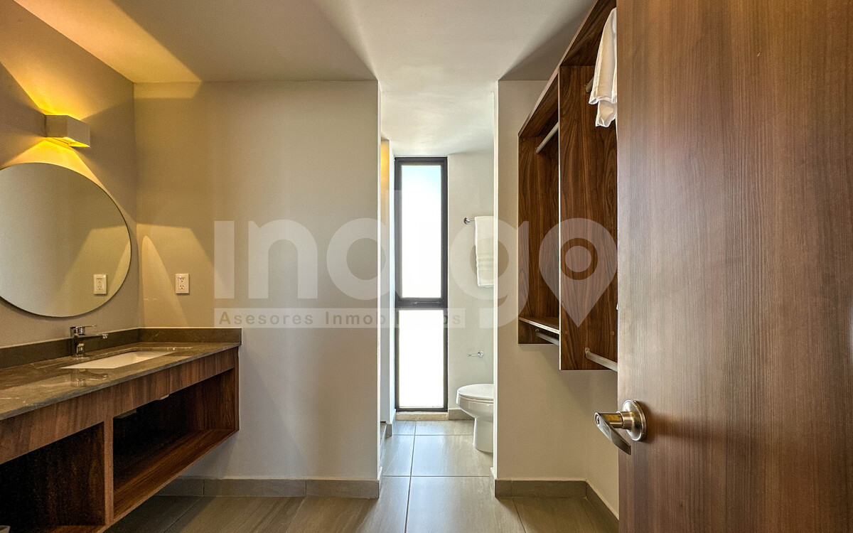 22 de 47: Baño Recámara Principal