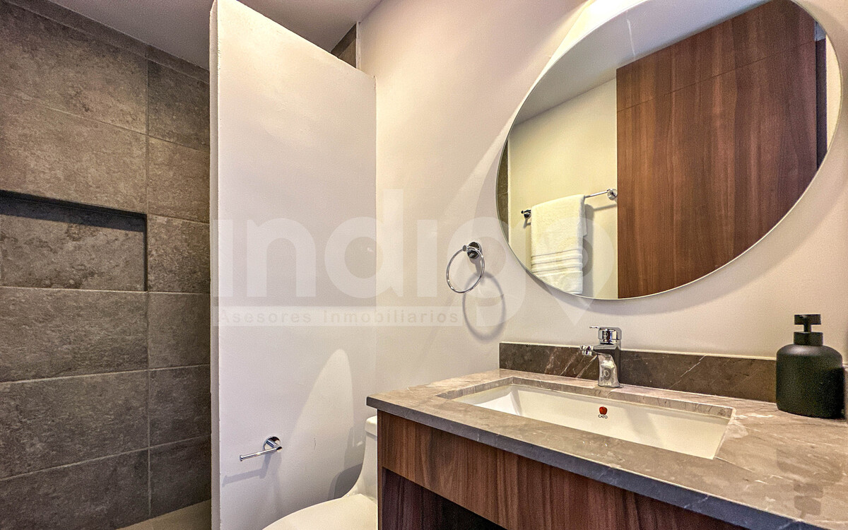 27 de 50: Baño Recámara Secundaria