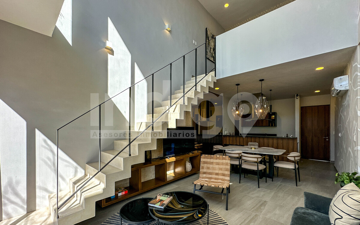 5 de 50: Sala con Techos a Doble Altura