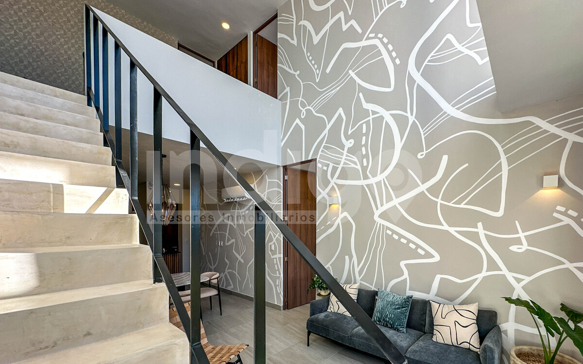 19 de 50: Escalera Planta Alta