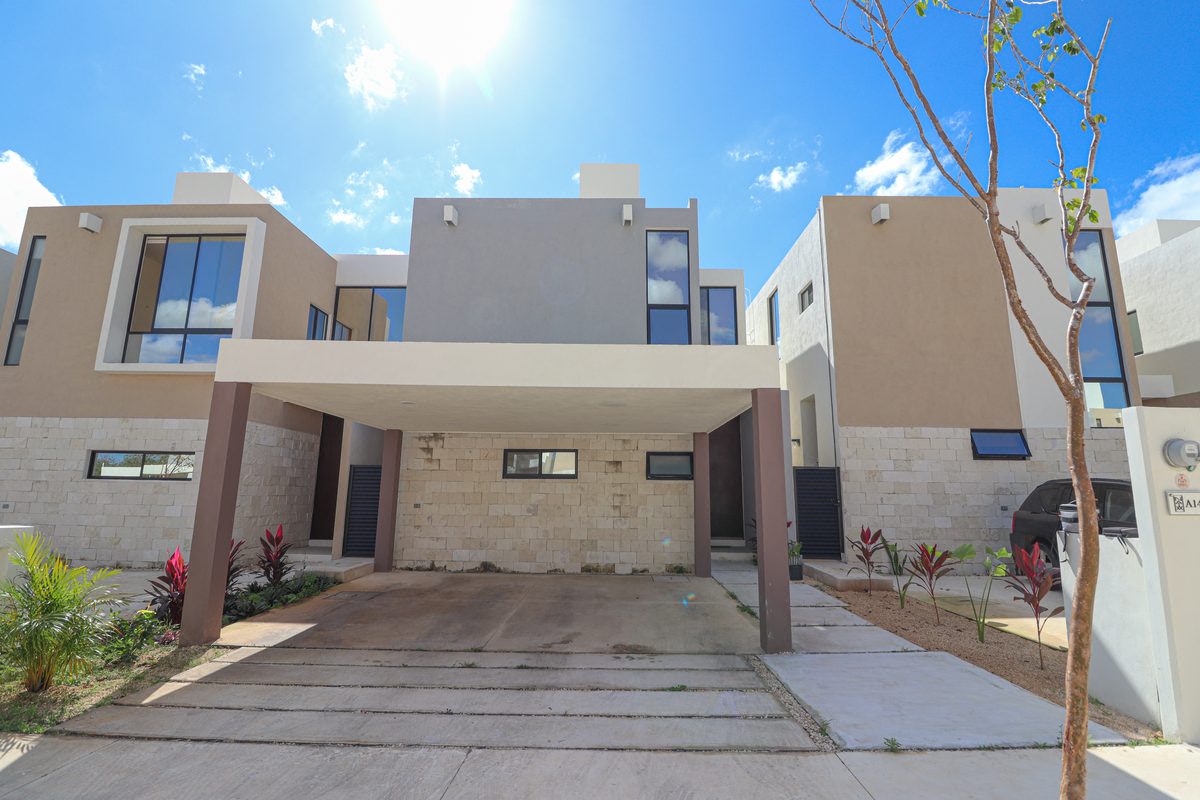 Casa en Venta equipada en Privada, Conkal Yucatán