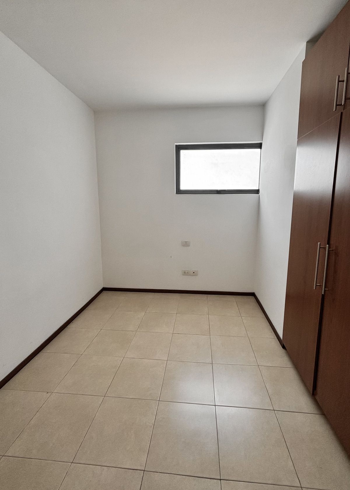 17 de 23: CUARTO DE SERVICIO