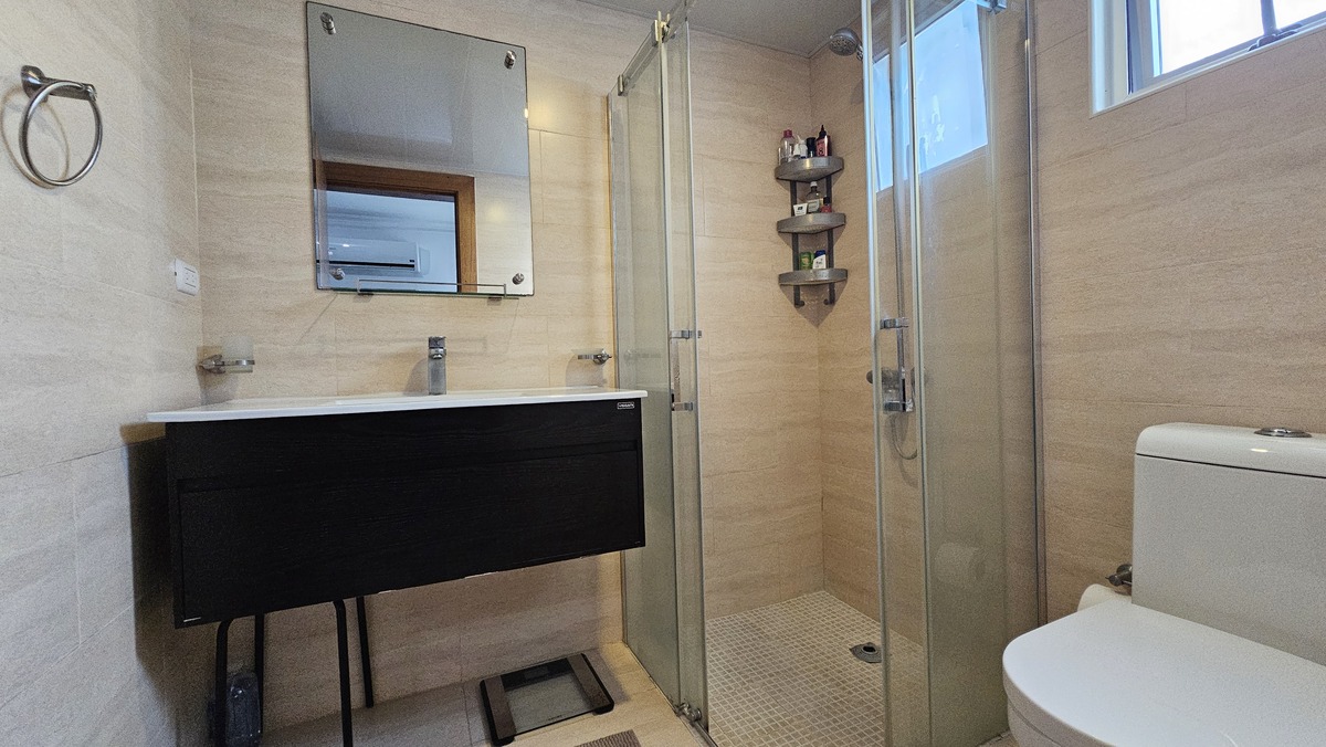 21 de 29: Baño habitacion principal