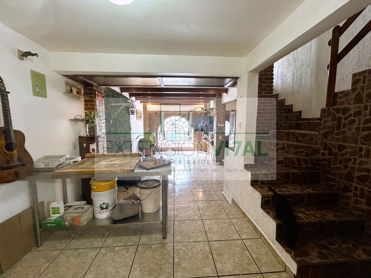 5 de 21: Comedor- sala