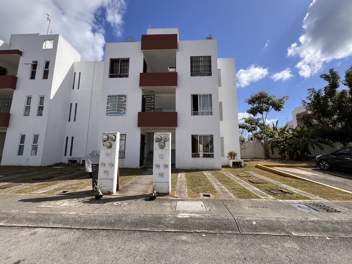 1 de 16: Fachada del edificio