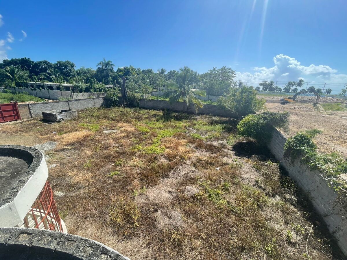 Lot in Santo Domingo Este