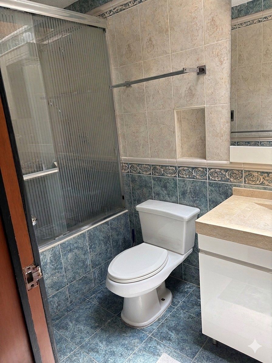 baño para cuarto 1,2 y 3, foto 22 de 36
