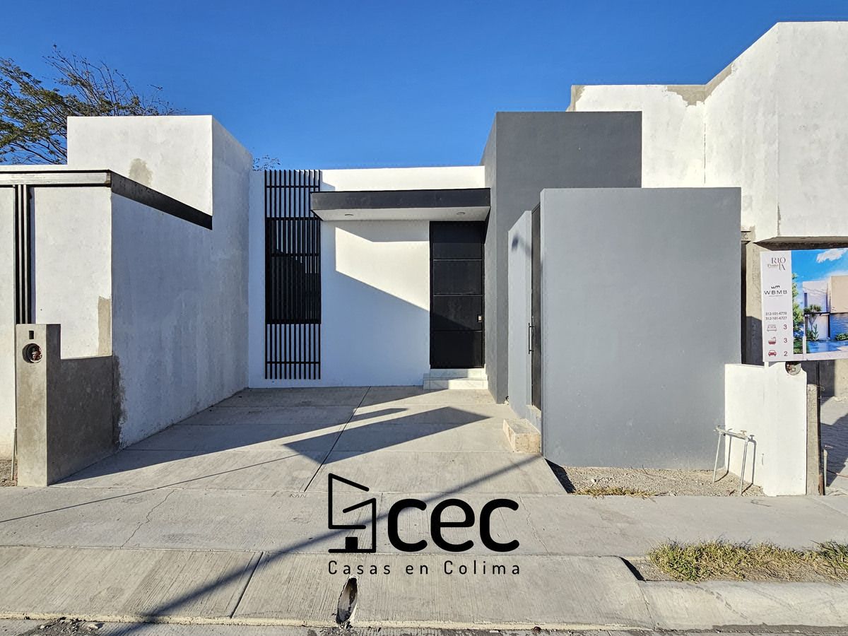 Casa una Planta, 3 Recámaras, 2 Baños, 2 Jardines Interiores
