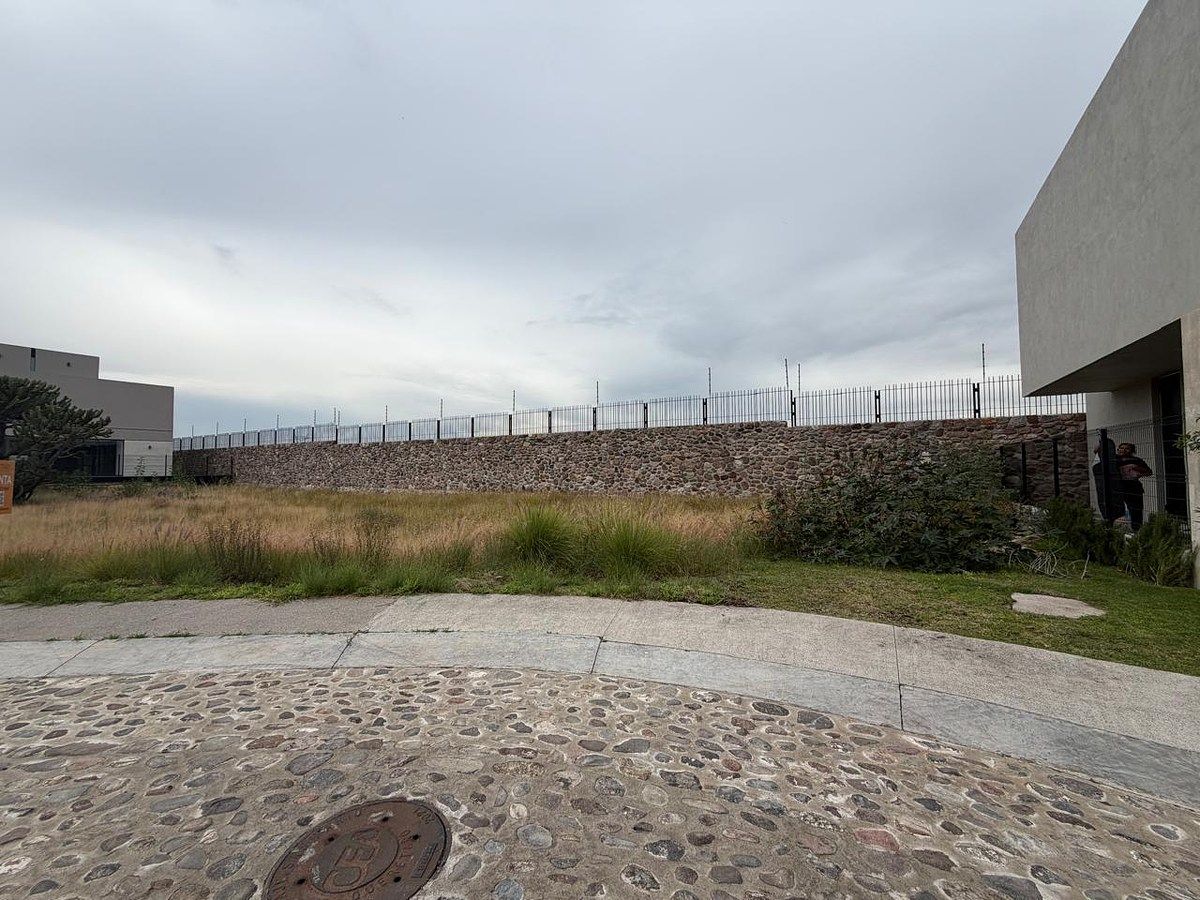 Terreno en Lomas del Campanario, Querétaro, foto 2 de 14