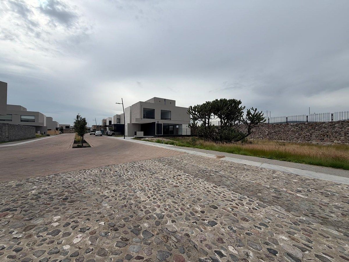 Terreno en Lomas del Campanario, Querétaro, foto 8 de 14