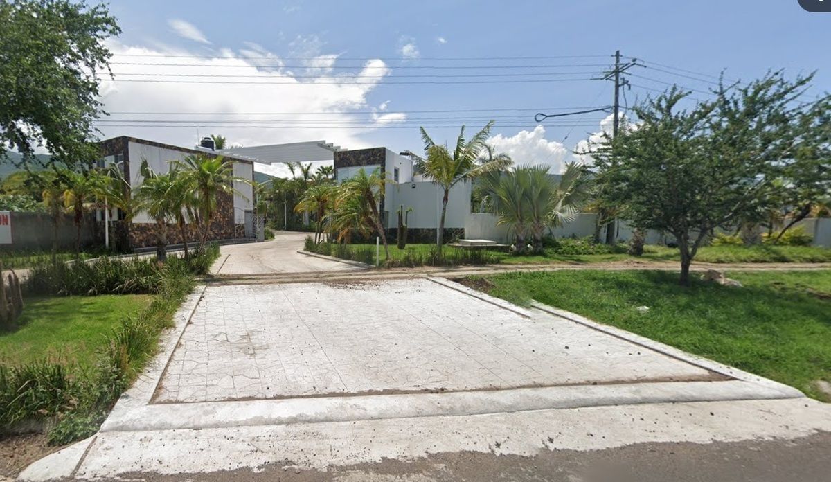 Terrenos Laguna de Chapala en fraccionamiento privado 270m2 en $1,620,000 - foto 2