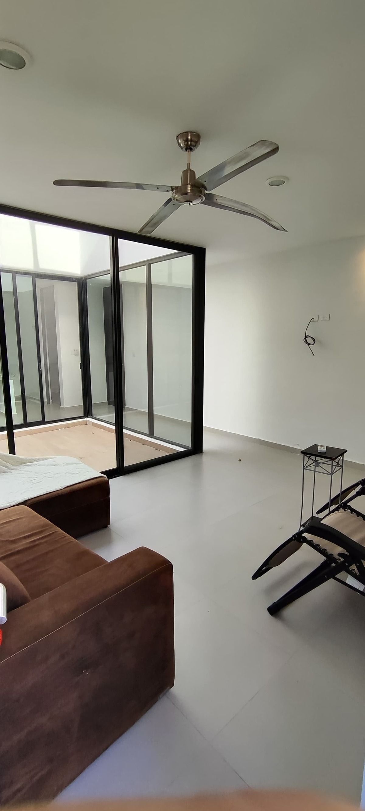 3 of 15: SALA