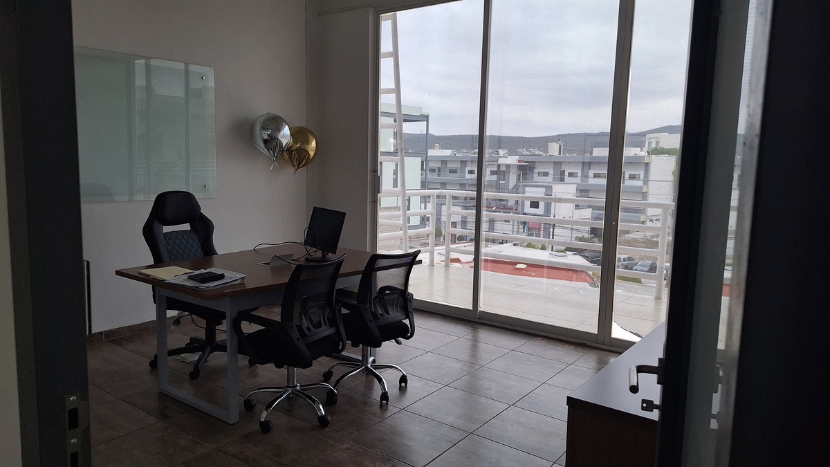 9 of 28: Venta local comercial  250 m2 Juriquilla Querétaro