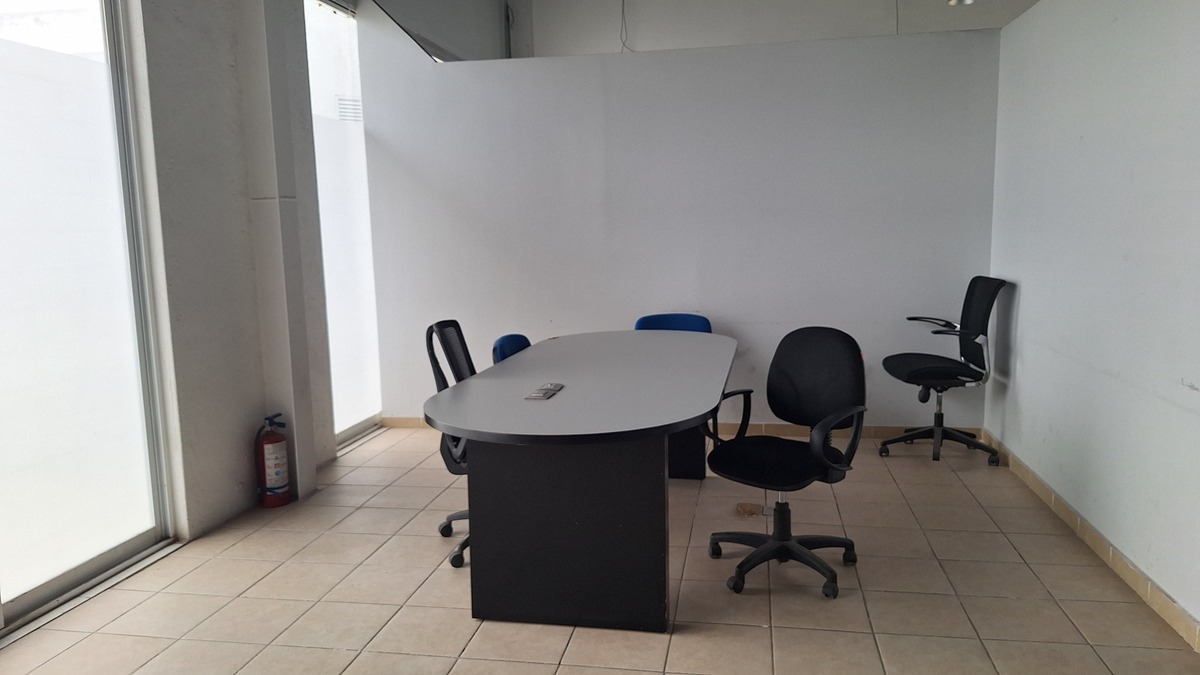 22 de 28: Venta local comercial  250 m2 Juriquilla Querétaro