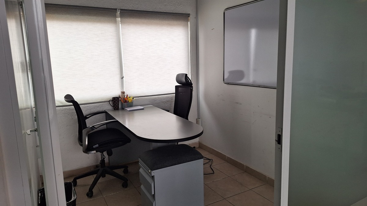 23 of 28: Venta local comercial  250 m2 Juriquilla Querétaro