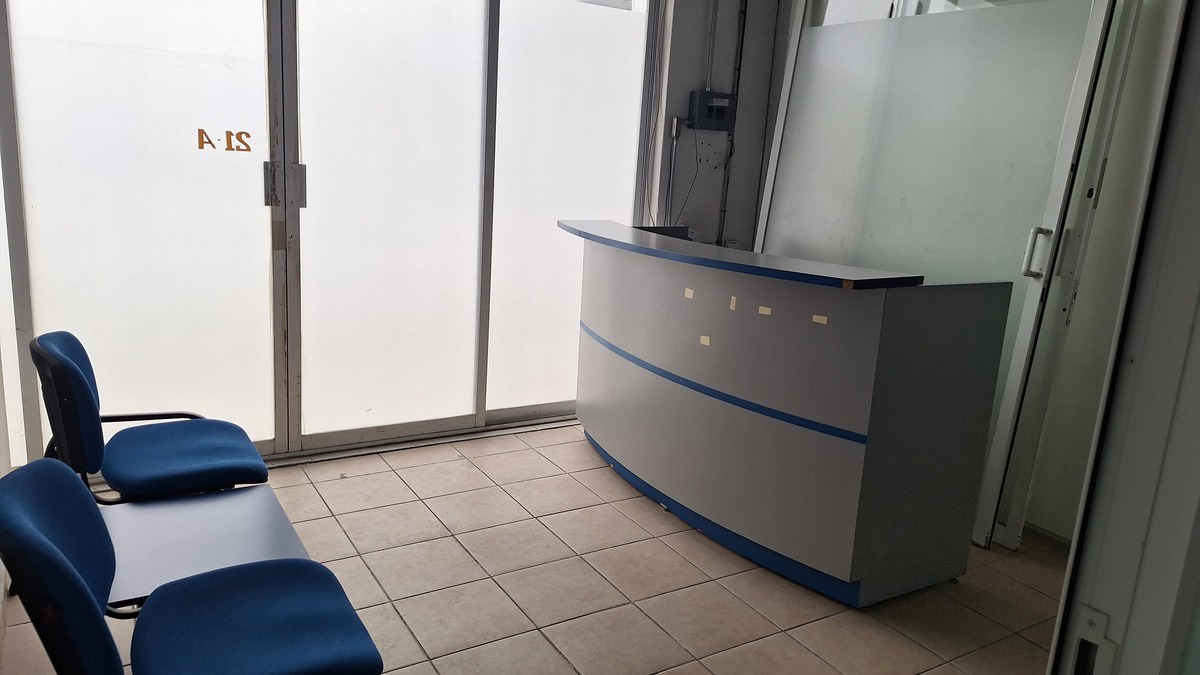 26 of 28: Venta local comercial  250 m2 Juriquilla Querétaro