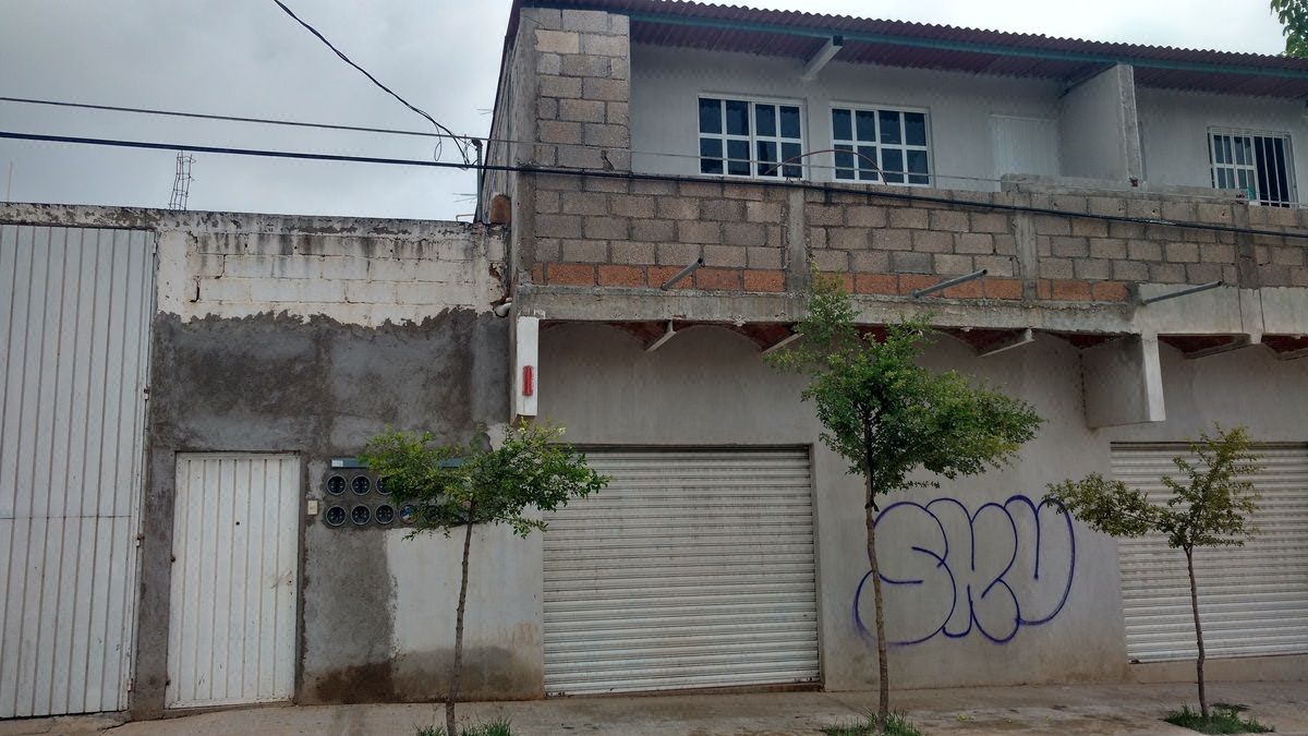 Plazuela con Locales Comerciales en Berriozabal, Chiapas Cerca de la Gasolinera