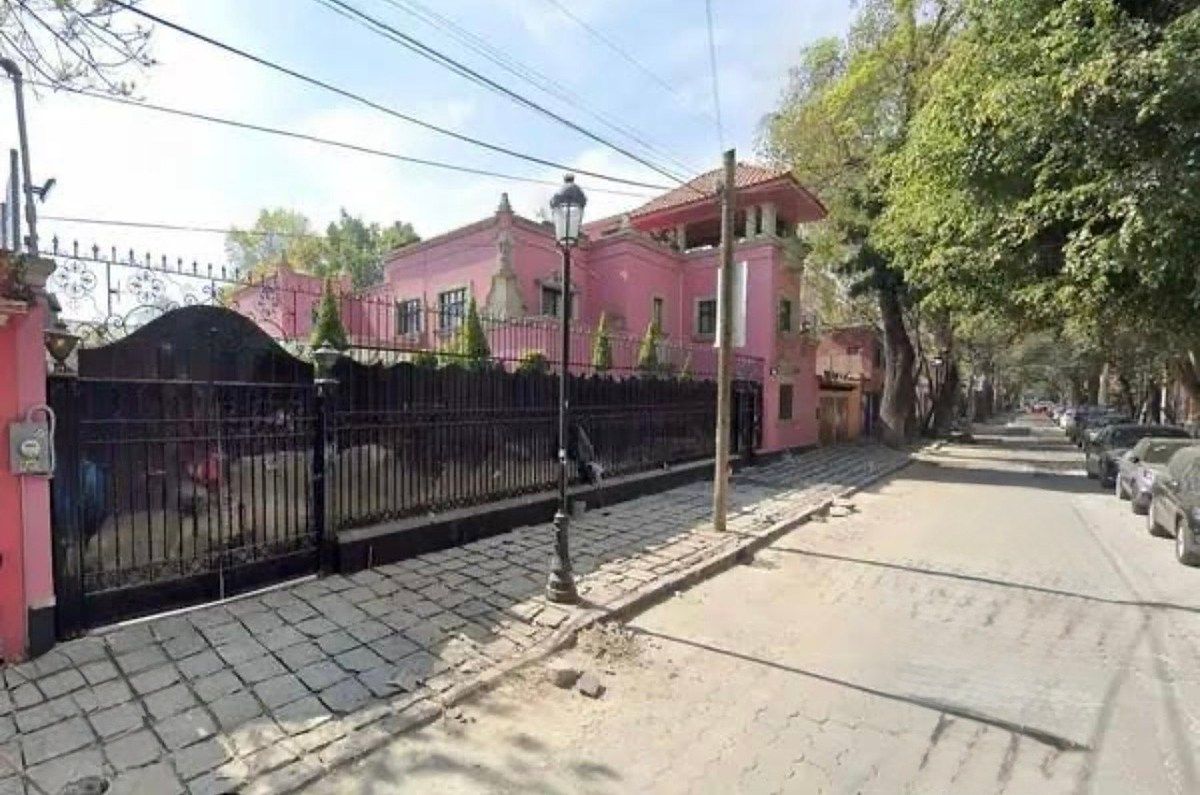 RESIDENCIA CON MÁS DE 600 M2 DE TERRENO EN COYOACÁN, CIUDAD D MÉXICO  OPORTUNIDA, foto 1 de 39