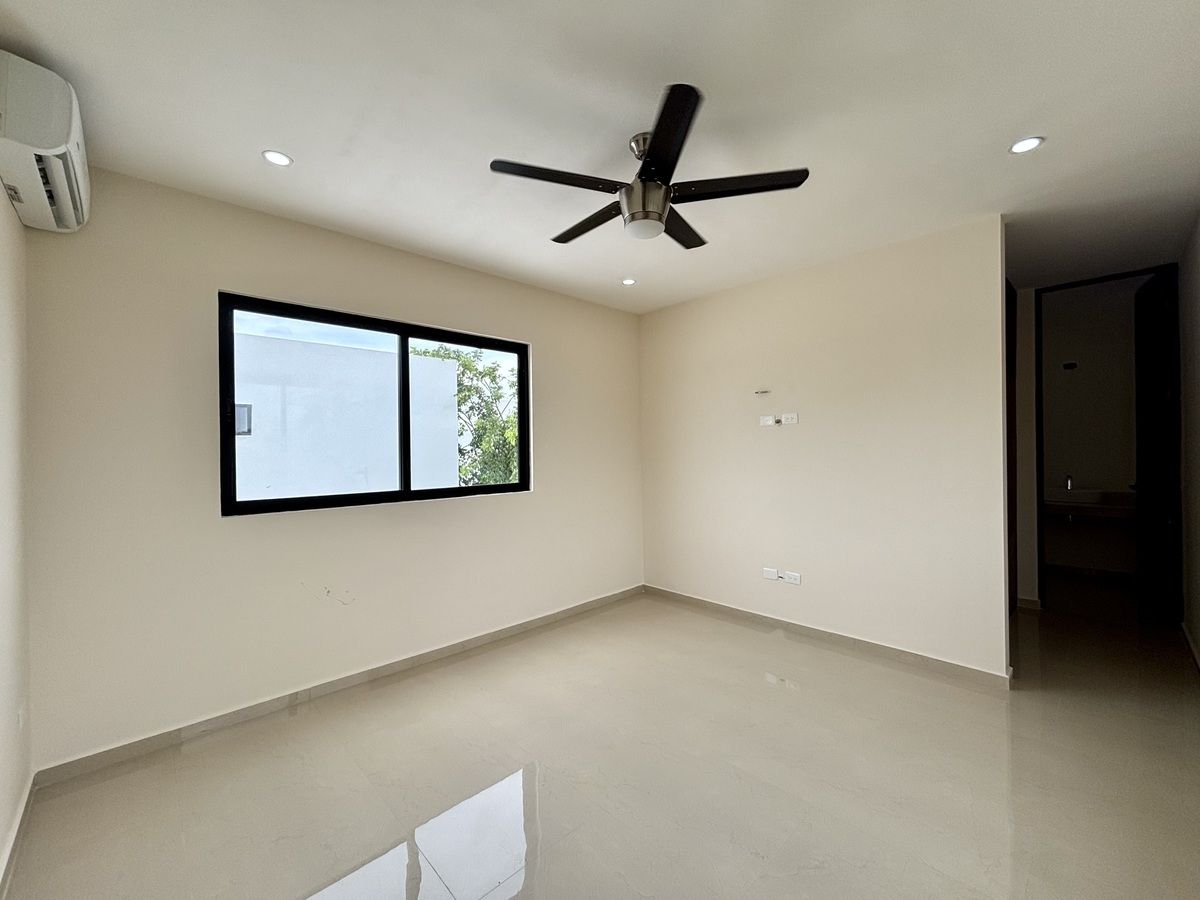 30 de 41: HABITACIÓN SECUNDARIA