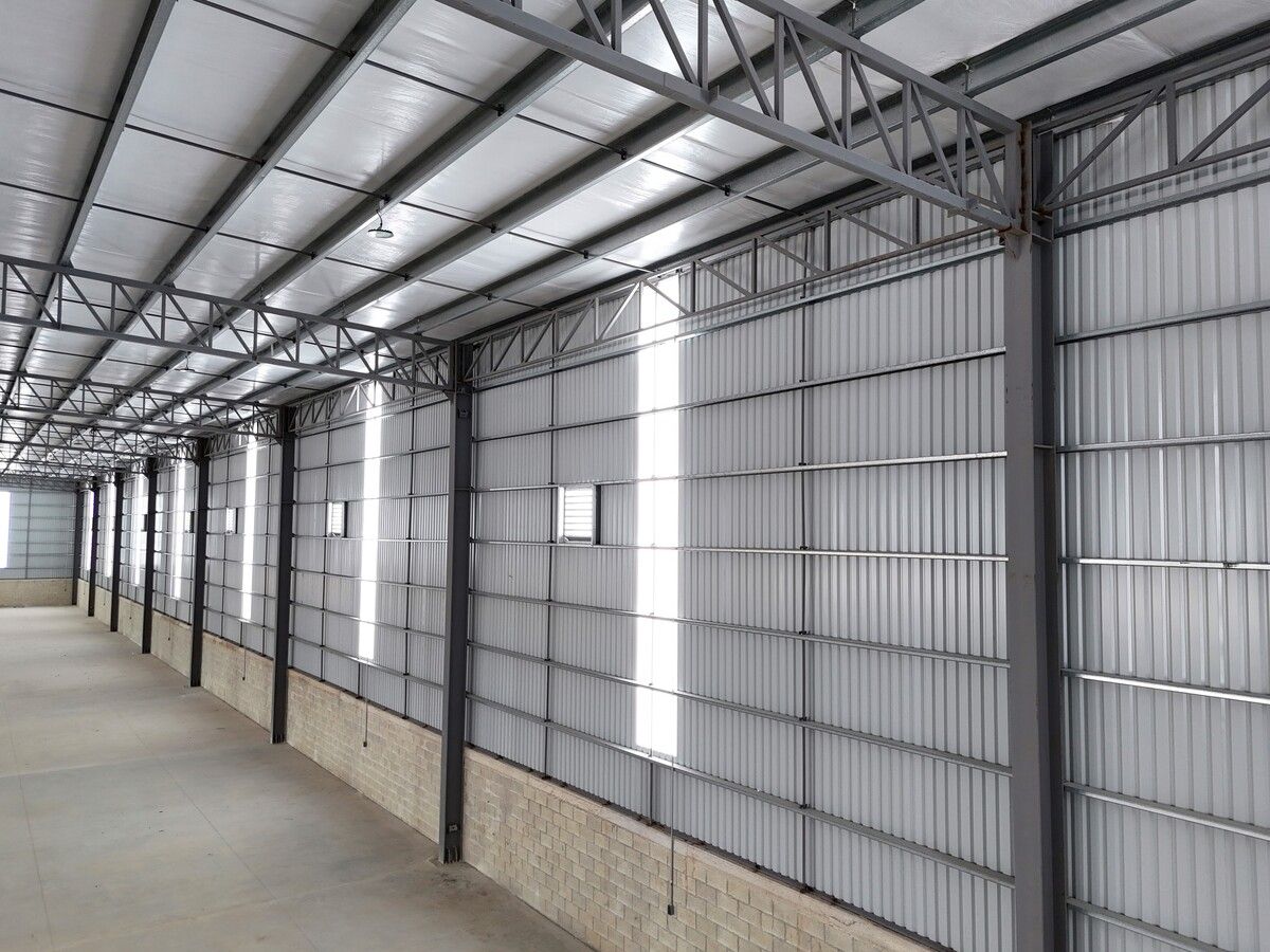 4 de 14: INTERIOR NAVE 8,000 m2