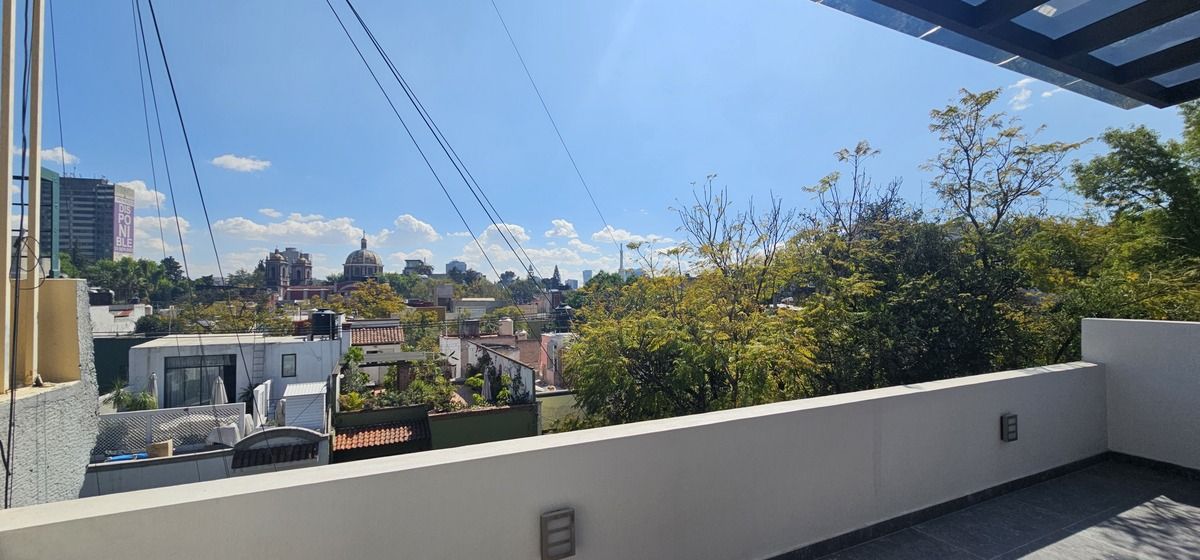 26 de 35: Roof comun