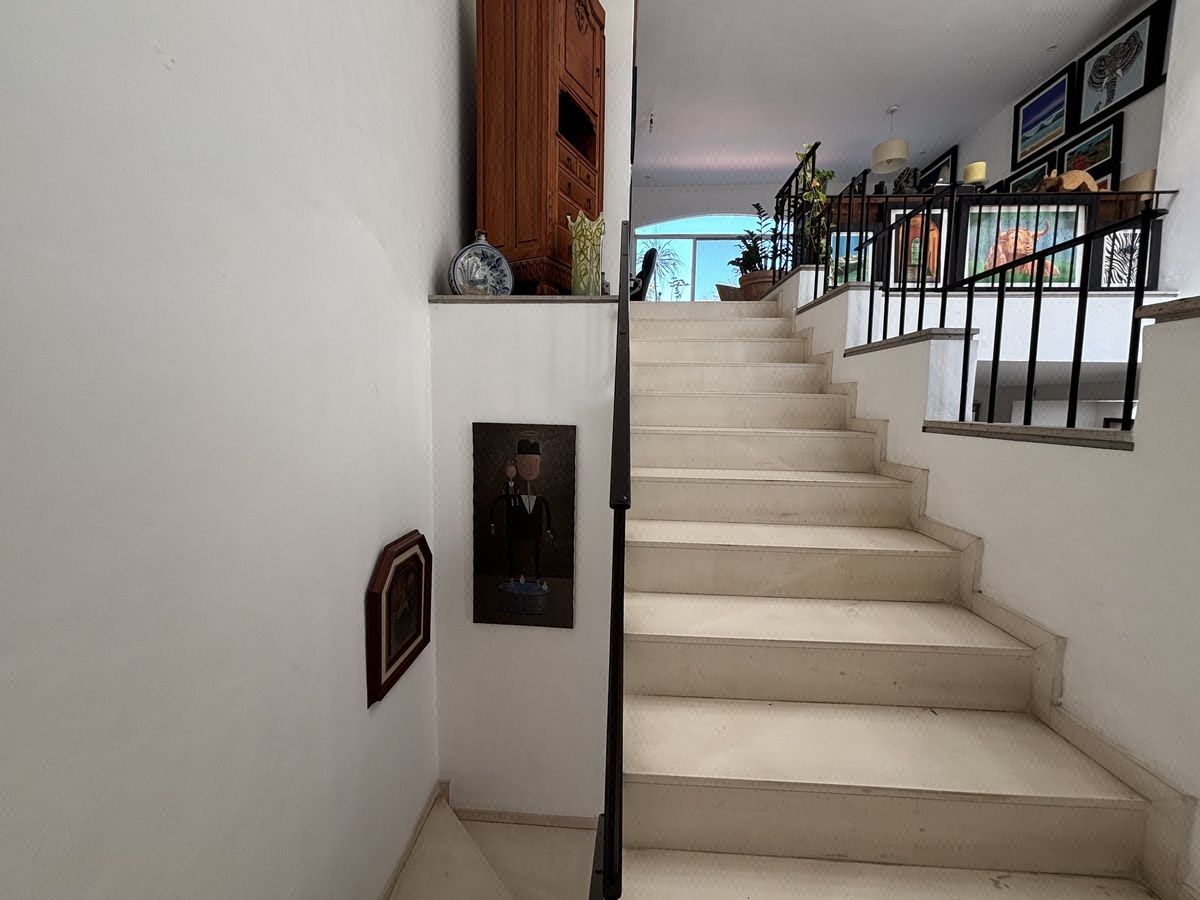 ACCESO A PISO SUPERIOR, foto 21 de 36