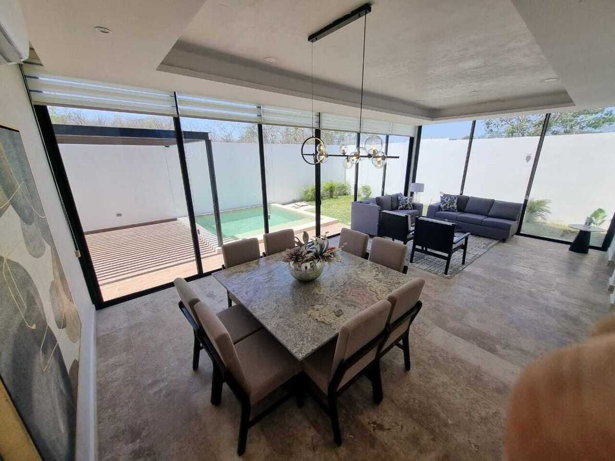 2 de 12: SALA  COMEDOR