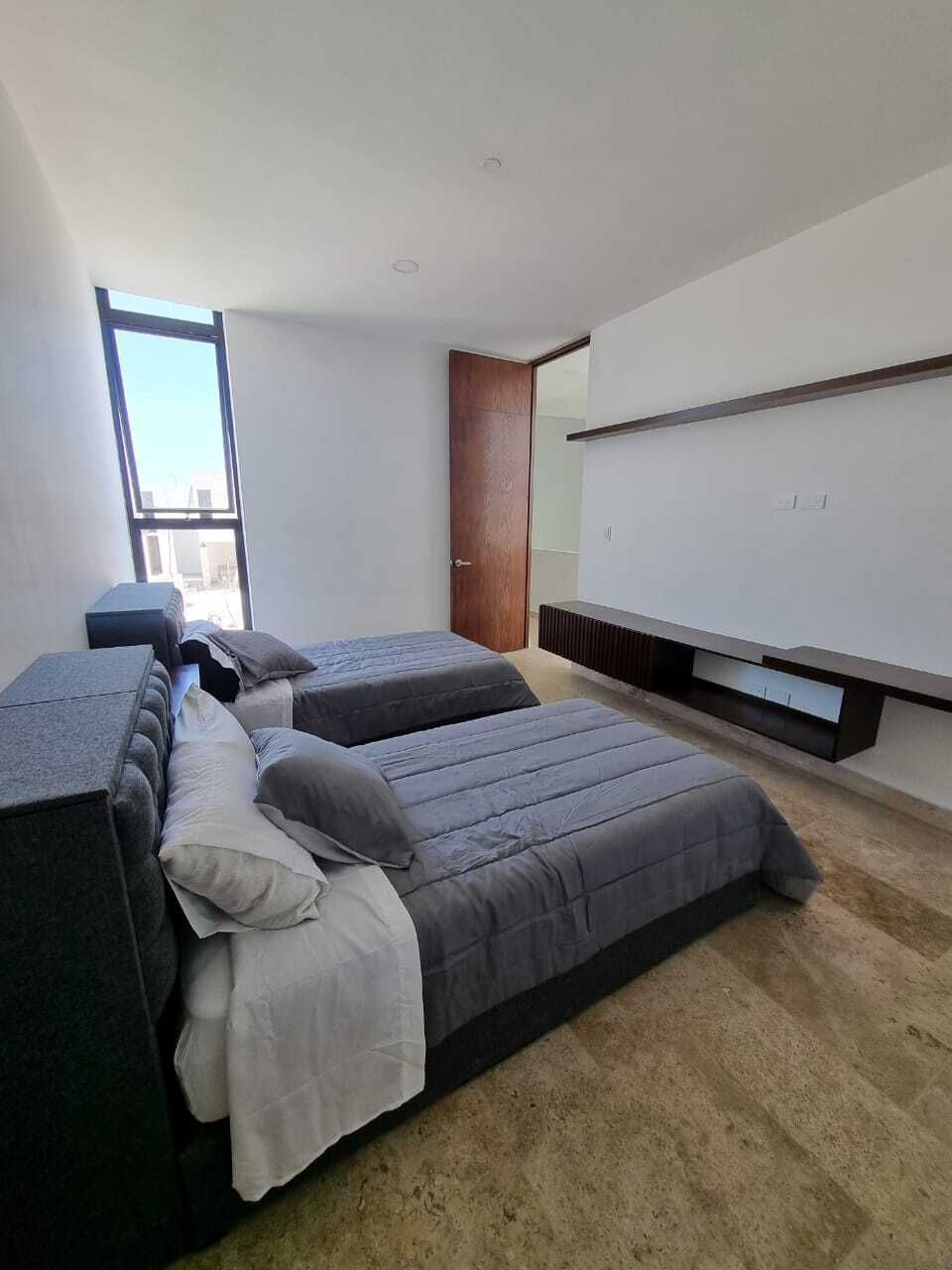 8 de 12: VISTA RECAMARA 1
