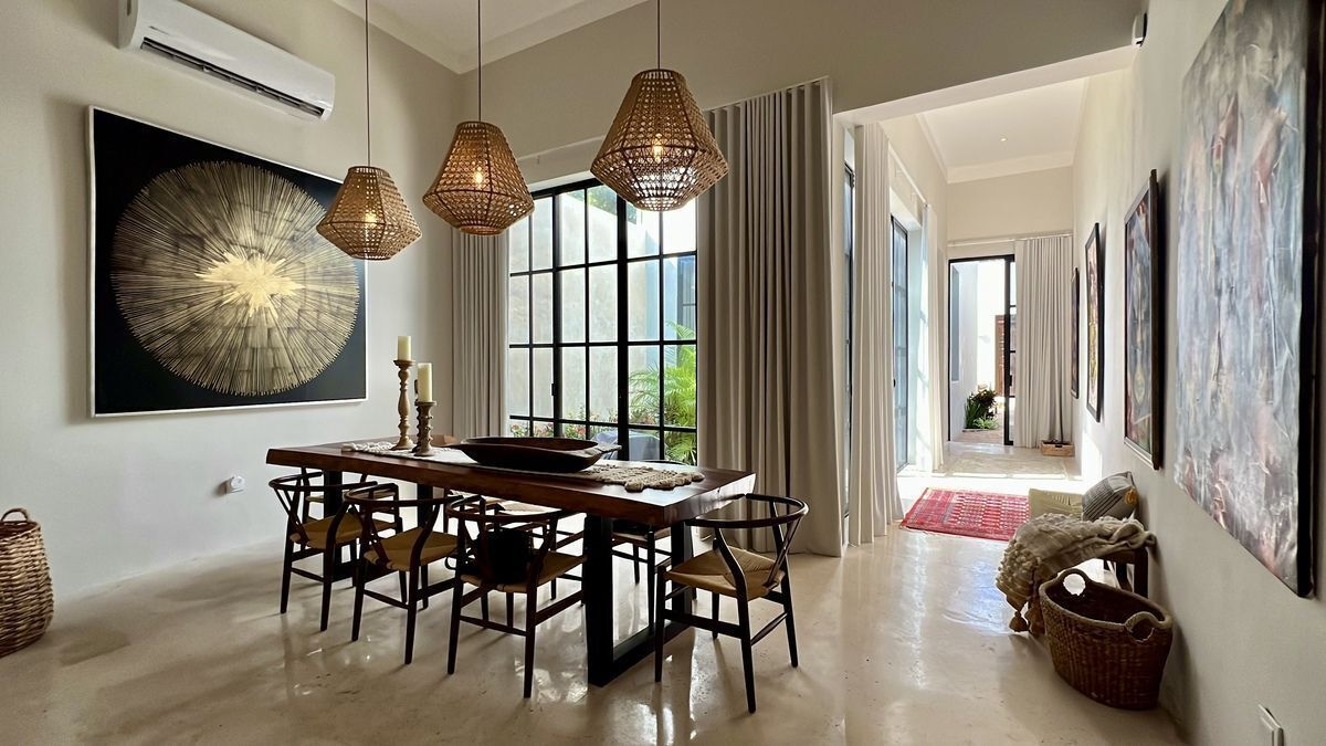 HOUSE FOR SALE FURNISHED-EQUIPPED IN THE HISTORIC CENTER OF MÉRIDA WITH A POOL