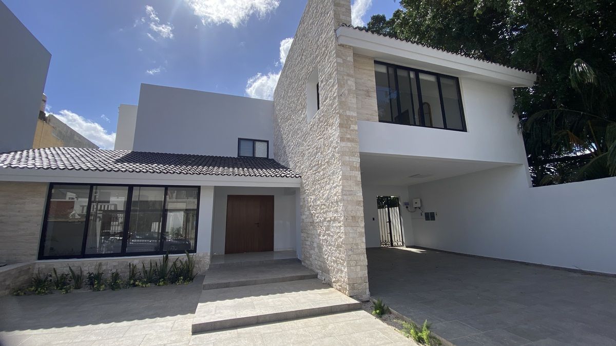 Venta de casa en Montecristo de 4 Habitaciones con piscina, foto 1 de 36