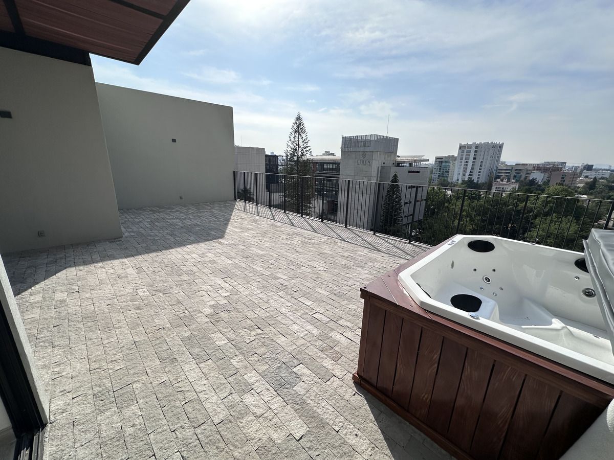 19 de 20: Terraza propia con Jacuzzi