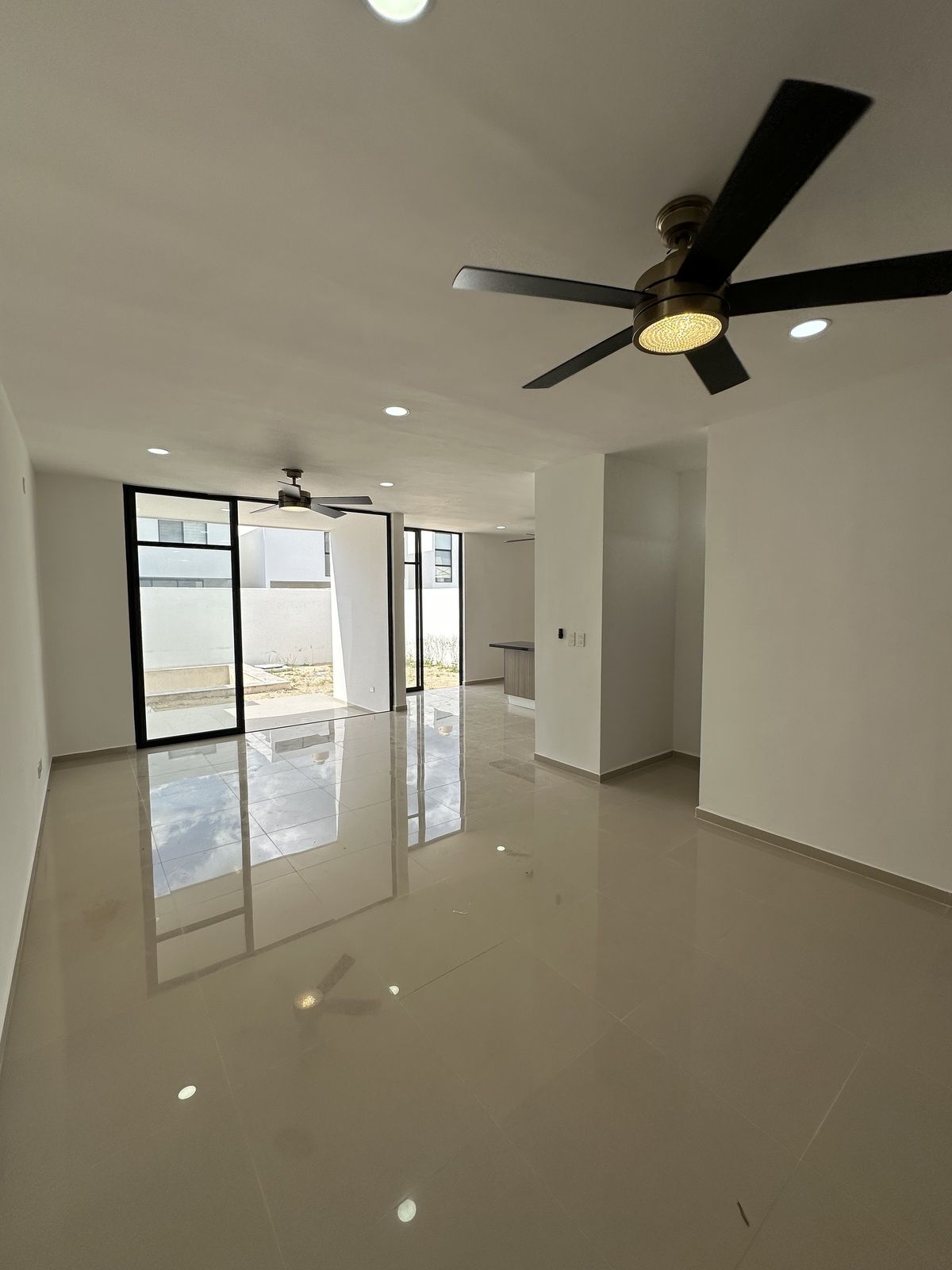 2 de 11: 2.8 m de altura (piscina no incluida)