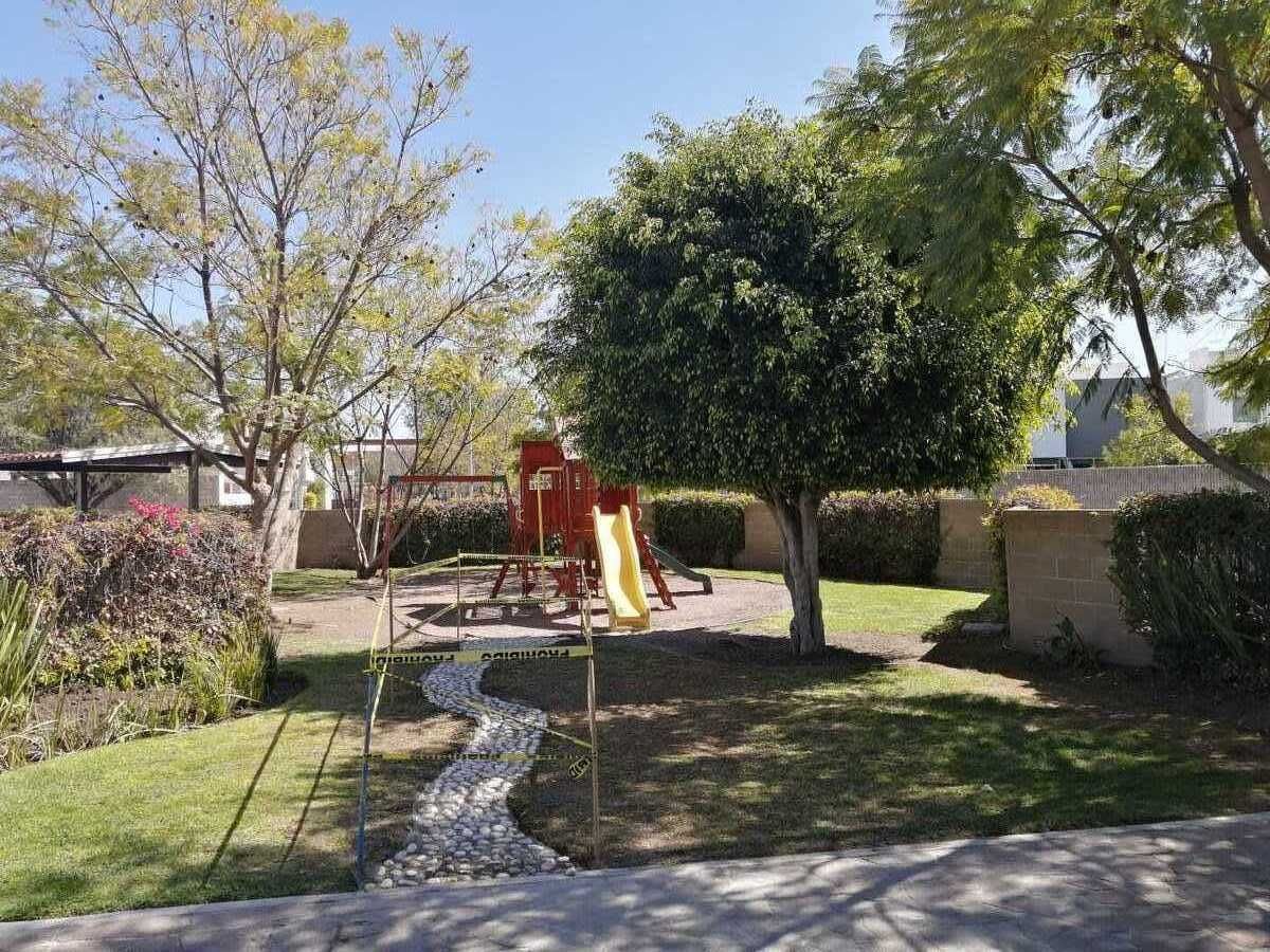 7 de 8: Juegos infantiles