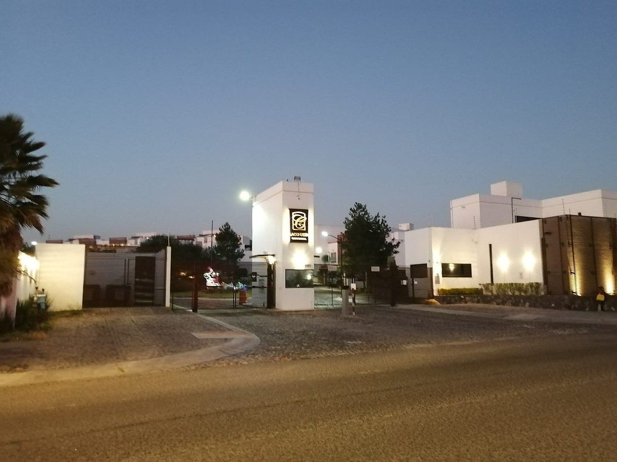 1 de 11: Entrada principal