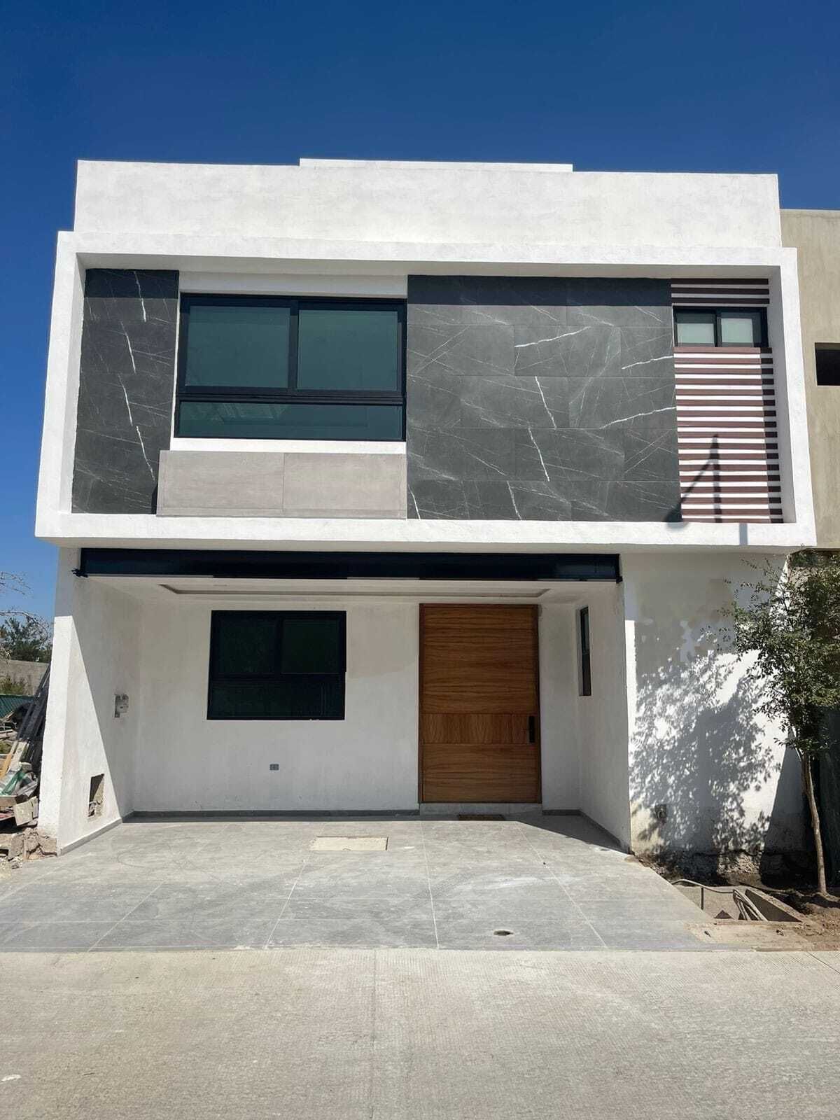 1 de 32: Fachada