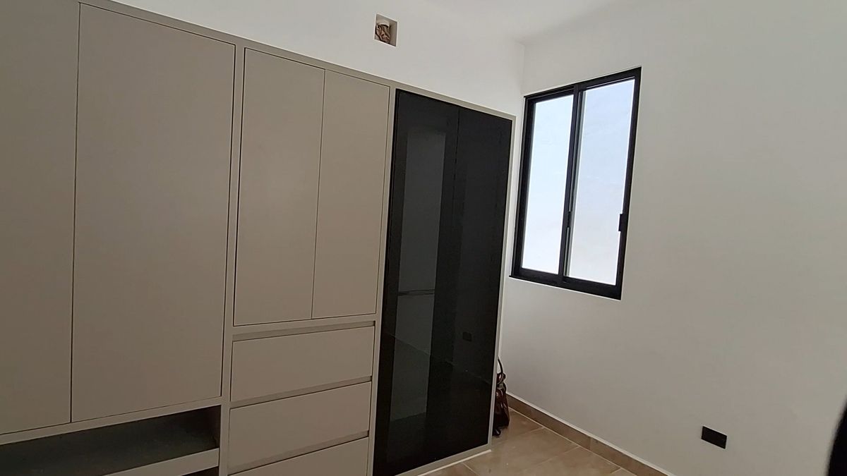 4 de 33: Cámara en planta baja