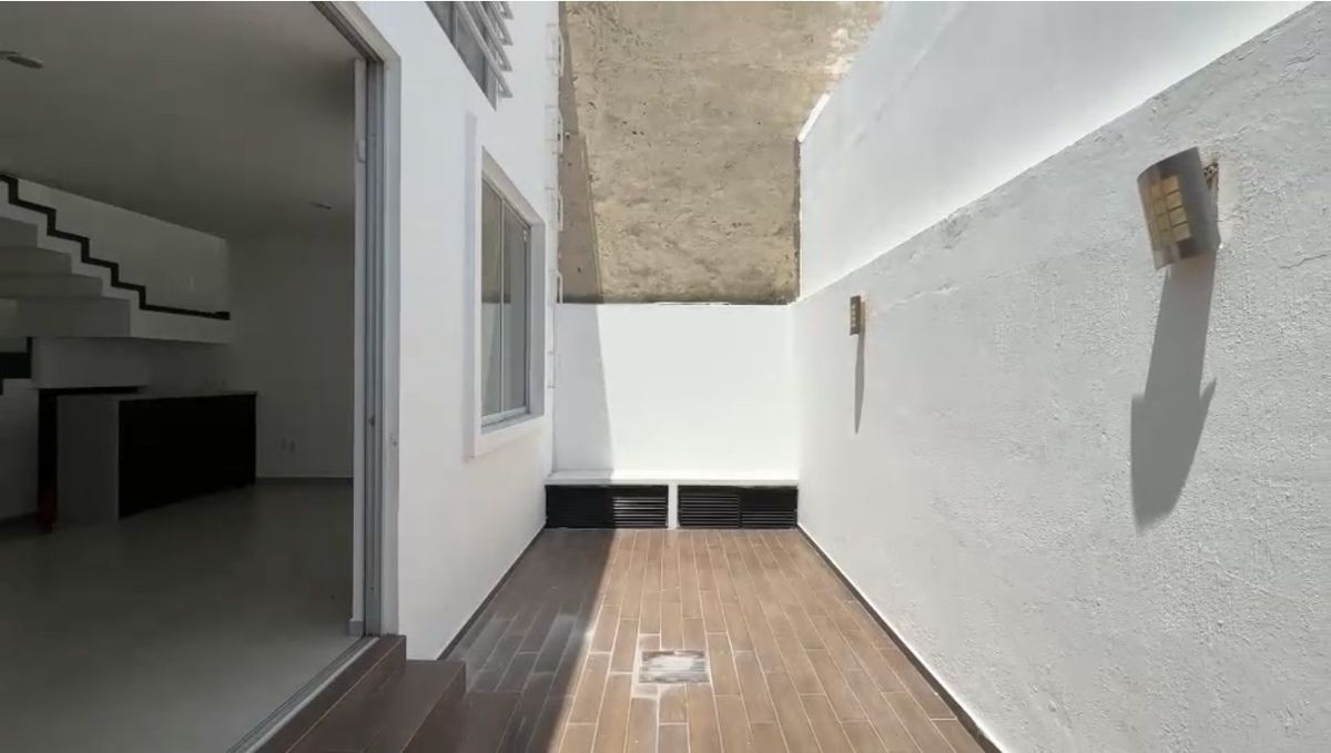 3 de 18