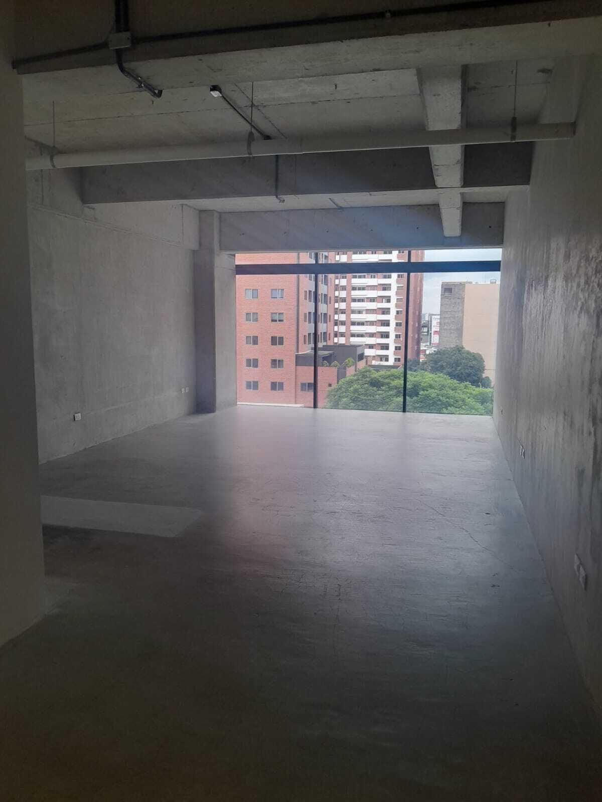 3 de 8